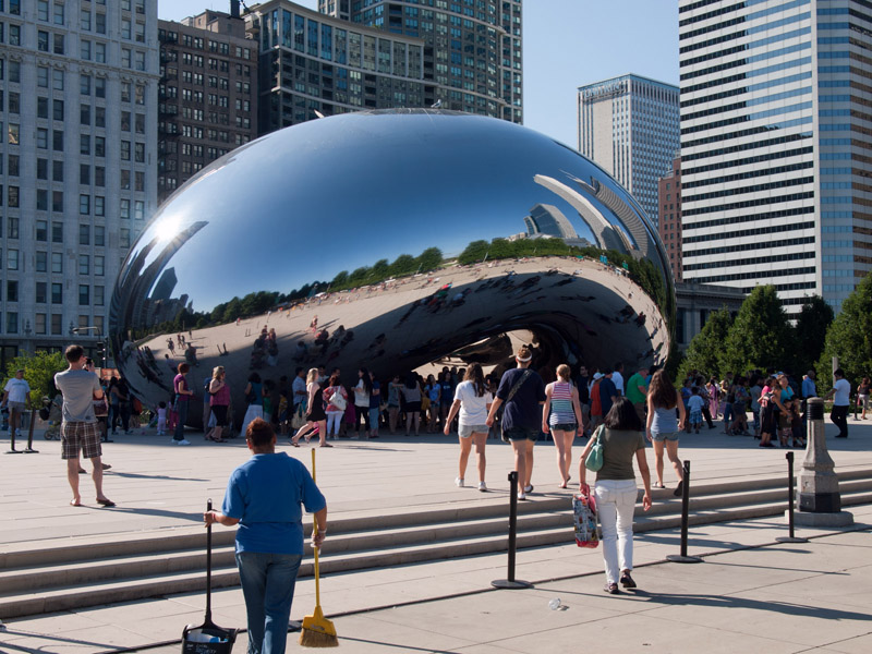 P8228823.jpg - "The Bean"