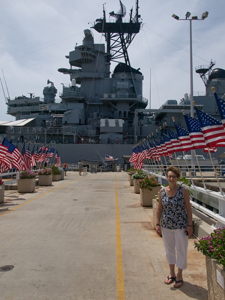 P8024273.jpg - The battleship, USS Missouri